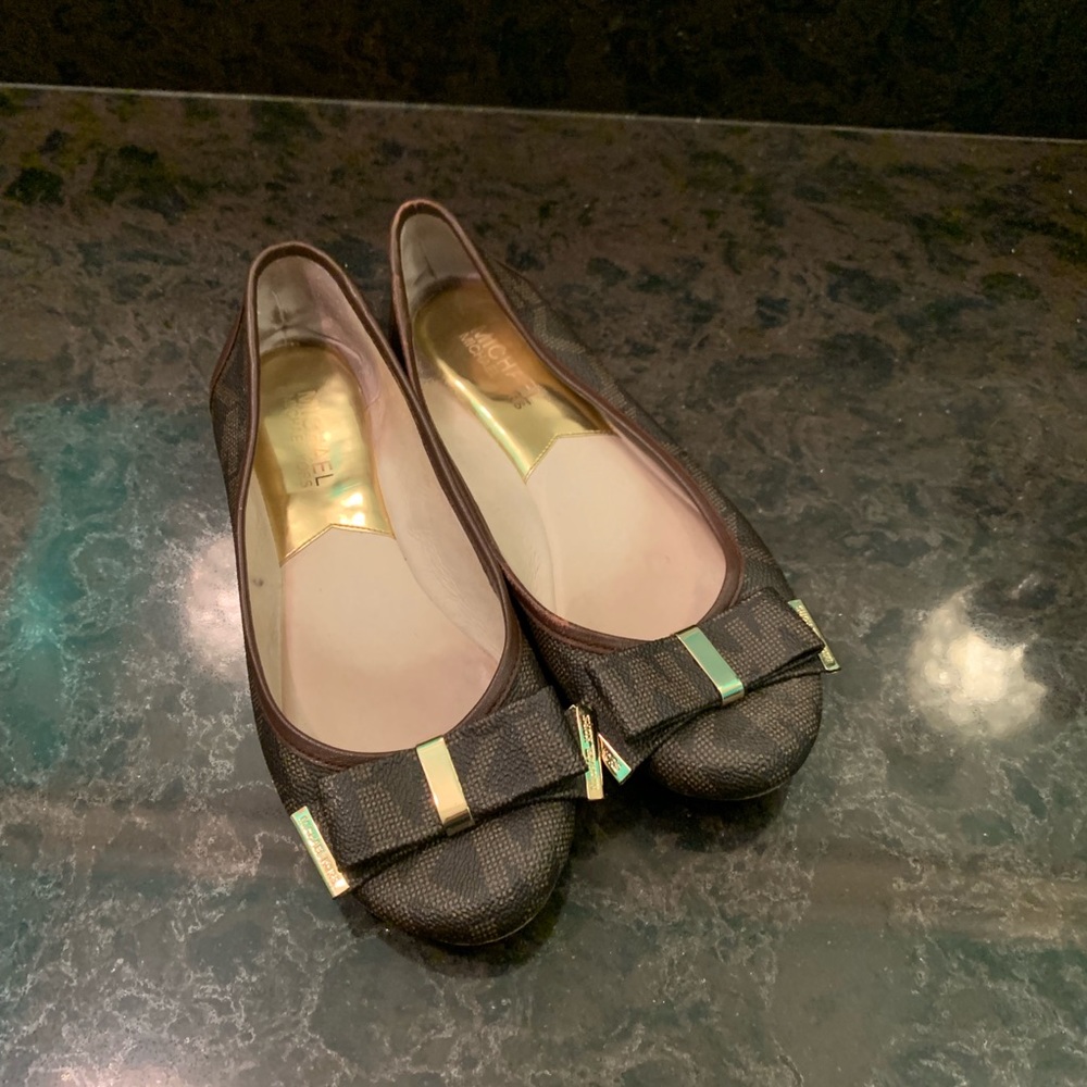 Michael Kors bow flats
